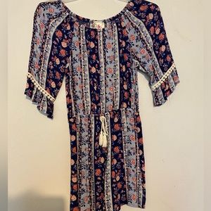 Romper never been used! 🤍🤍